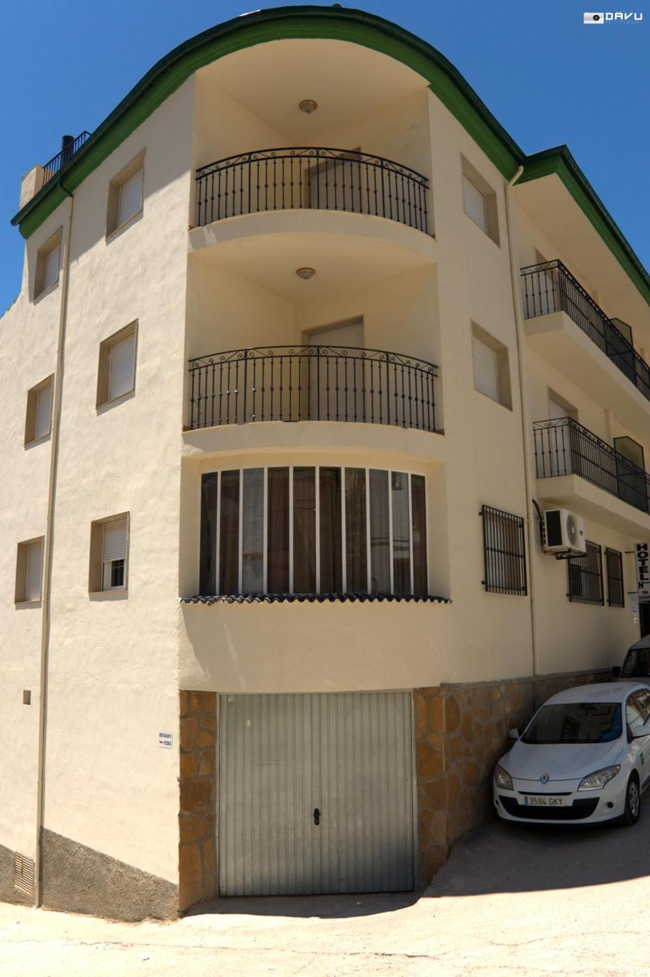 Hotel Balcon De Cazorla Exteriör bild